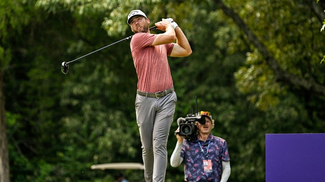 Sam Burns hits a tee shot during the final round of the 2024 FedEx St. Jude Championship at TPC Southwind in Memphis, Tennessee. (Photo Credit: Steve Roberts-USA TODAY Sports)