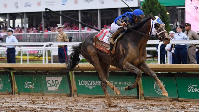 The 2025 Alabama Stakes betting favorite at Saratoga Race Course, Good Cheer, winning this year's Kentucky Oaks at Churchill Downs in Louisville. (Photo credit: Timothy D. Easley/Special to the Courier Journal via Imagn Images)
