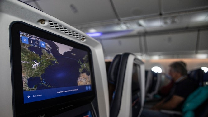 woman apologizes for canceling flight due to severe diarrhea