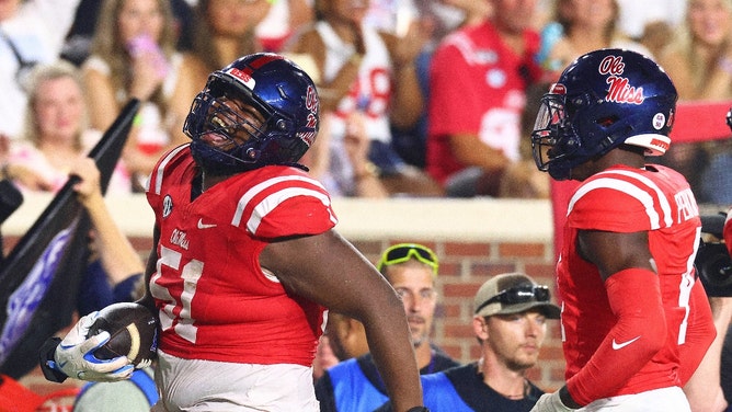 Ole Miss' Zxavian Harris Breaks Basketball Goal After Interception