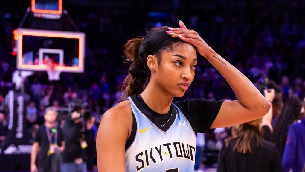 Angel Reese on the court