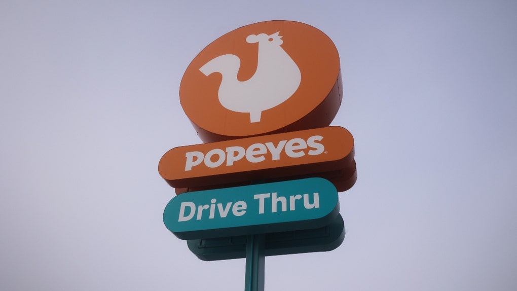 drunk woman in florida tries to order baconator at popeyes drive-thru