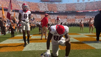 College Football Paegentry On Full Display, As Tennessee Students Are All About The USA