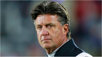 Mike Gundy (Photo by Brian Bahr/Getty Images)