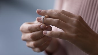 wife wants to sleep with other men when husband suggested renewing vows