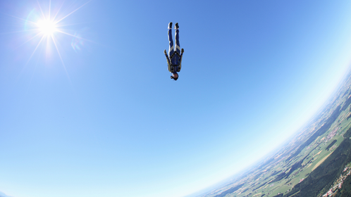 Australian Skydiver Breaks World Record With Insane 309 MPH Freefall: WATCH