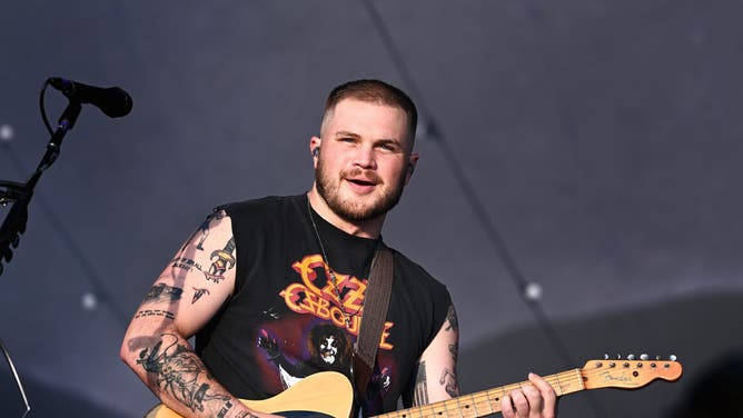 Country Star Ruthlessly Trolled After Trying To Dunk On His Haters: REACTIONS