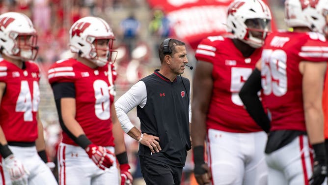 Wisconsin Football Legend Slams Fans With Embarrassing Rant: WATCH