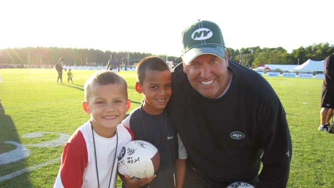 Mason and Isaiah Taylor at New York Jets camp in 2010 (Photo: Jason Taylor)