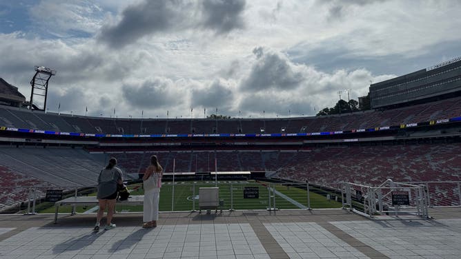 Kirby Smart Facing More Pressure Than Kalen DeBoer In SEC Showdown? Athens Is Ready