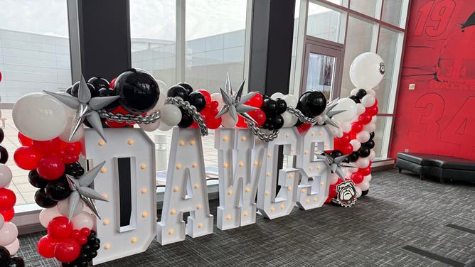 Georgia vs. Alabama showdown has Athens buzzing ahead of SEC slugfest Via: Trey Wallace