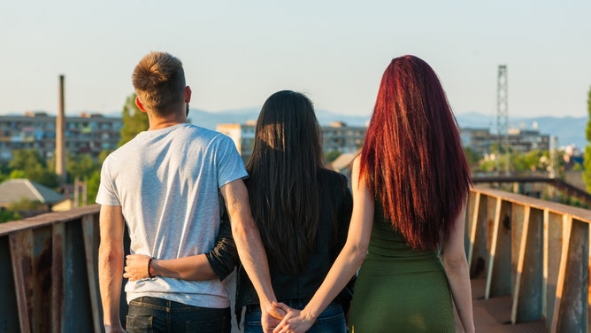 woman agrees to let best friend sleep with her boyfriend to test their relationship