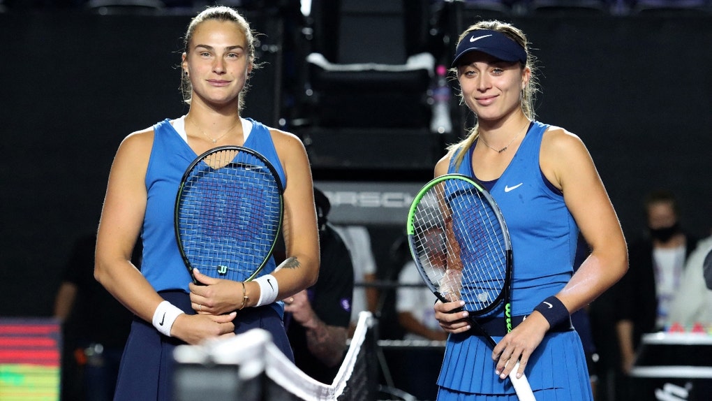 Aryna Sabalenka Paula Badosa bikini dance tiktok video