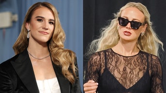 Sabrina Ionescu and Sophie Cunningham