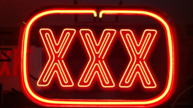 Famous Strip Club Makes Government Employees R-Rated Offer During Shutdown