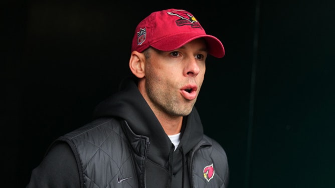Arizona Coach Apologizes After Ripping Cardinals RB Who Fumbled TD