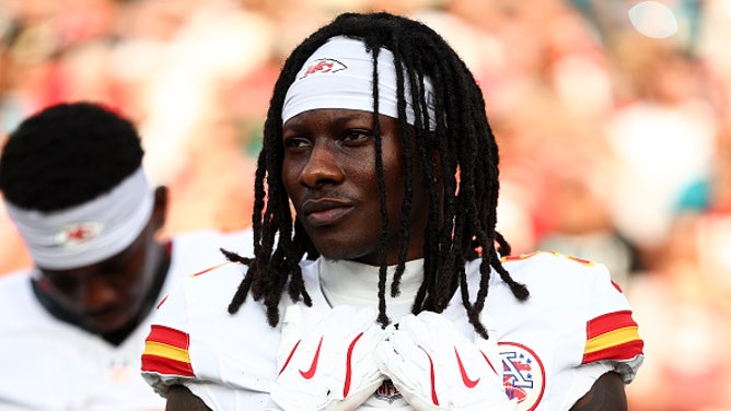 Chiefs Star ‘Hollywood’ Brown Shares Life-Changing Step Of Faith
