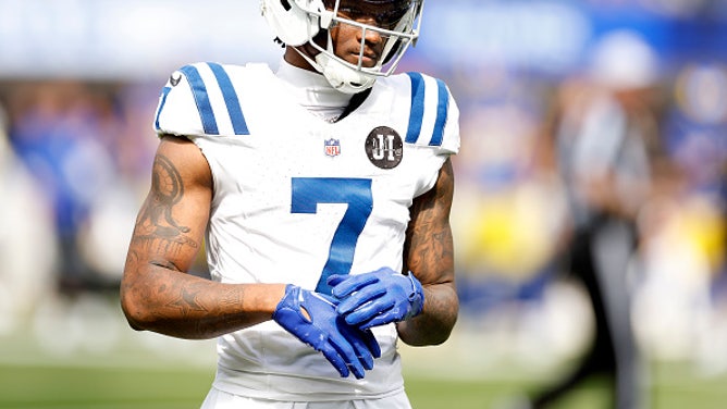 Colts Player Knocked Cold During Warmups After Colliding With Teammate