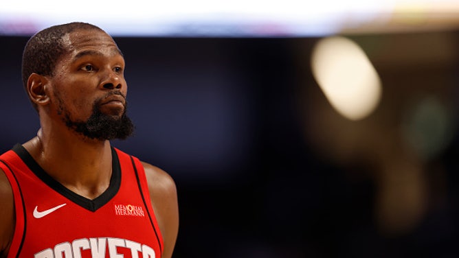 Kevin Durant Returns To OKC In A Rockets Jersey, Thunder Fans React As Predicted
