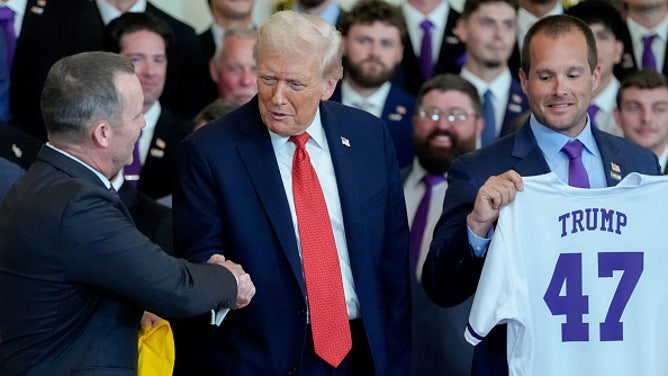 LSU Baseball's Jay Johnson Gives Ultimate Compliment To President Trump During White House Visit