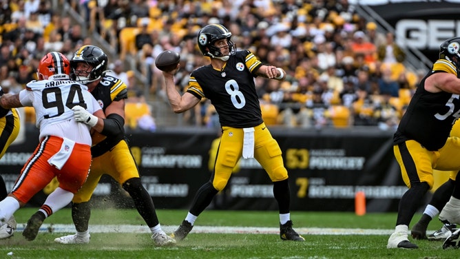 Pittsburgh Steelers QB Aaron Rodgers attempts a pass vs. the Cleveland Browns in NFL Week 6 at Acrisure Stadium. (Photo Credit: Barry Reeger-Imagn Images