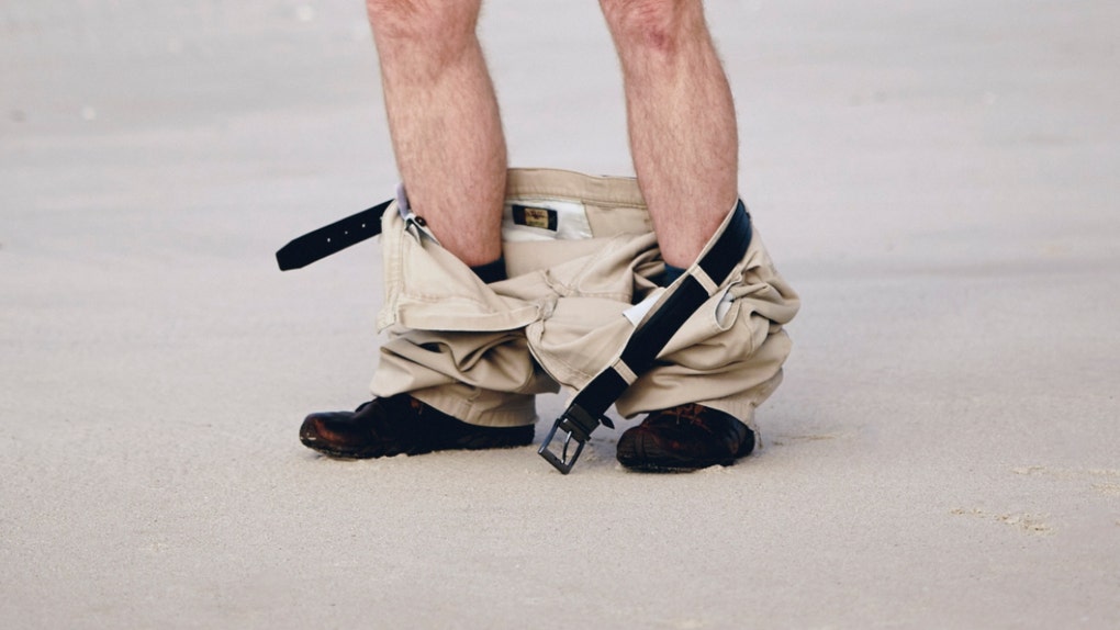 Iowa man arrested for pulling pants down and exposing himself to oncoming traffic