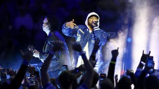 jack-white-eminem-thanksgiving-halftime-show