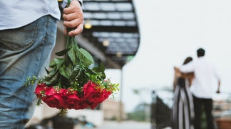 man detonates bomb at apartment after finding out ex-girlfriend is hooking up with someone new