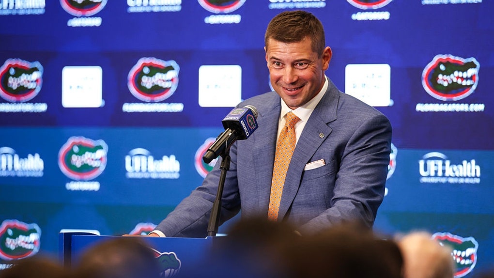 The Jon Sumrall era at Florida is off to a HOT start. 