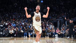 Pat Spencer of the Golden State Warriors