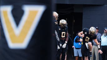 Heisman Trophy Finalists: As Fernando Mendoza Becomes The Favorite, Plenty Of Eyes On A Diego Pavia Shocker