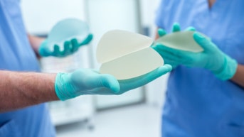 texas plastic surgeon accused of operating while intoxicated