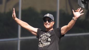 Dodgers manager Dave Roberts