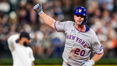 Pete Alonso, signed by the Baltimore Orioles
