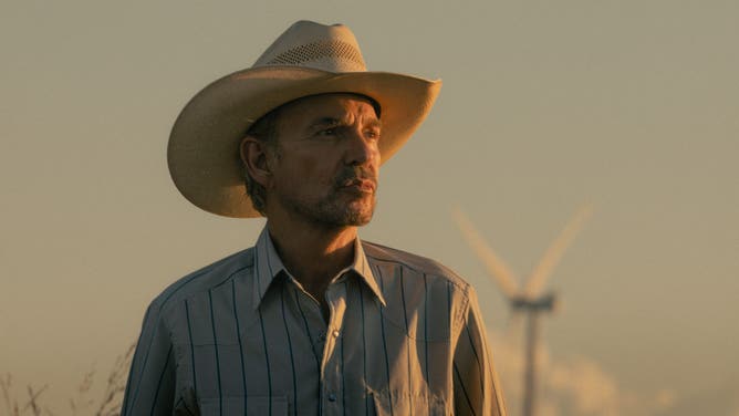 Billy Bob Thornton as Tommy Norris in Landman episode 4, season 2, streaming on Paramount+. Photo Credit: Emerson Miller/Paramount+