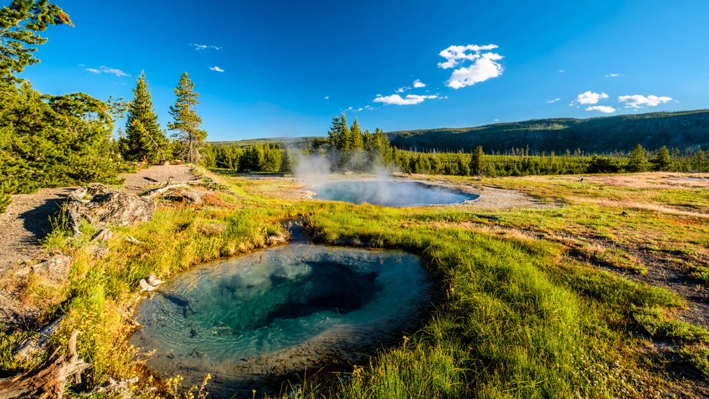 AI-Generated Travel Blog Sends Tourists Flocking To Hot Springs That Don't Exist