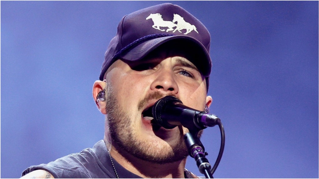 Zach Bryan (Photo by Frazer Harrison/Getty Images for Stagecoach)