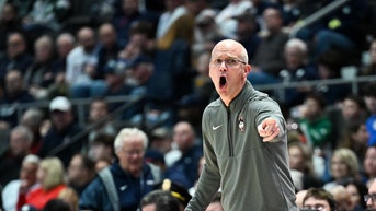 Dan Hurley shouting.