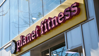 Woman Accuses Trans-Identifying Male Of Masturbating In Planet Fitness Women's Locker Room