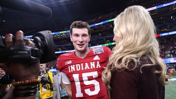 Add Fernando Mendoza's hot aunt to the list of smokeshows identified during major college football playoff games.