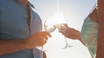 proud gold digger inspiring others to land wealthy men