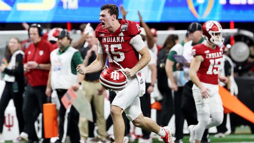 Indiana quarterback Fernando Mendoza