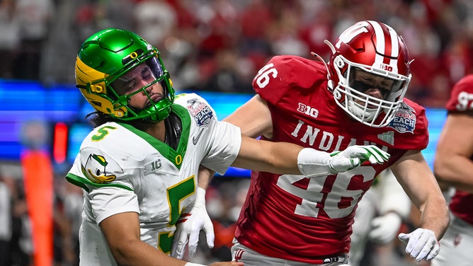Dante Moore, Oregon Ducks quarterback