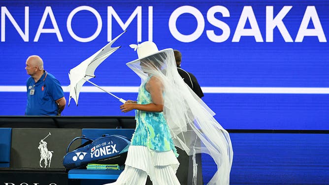 Naomi Osaka jellyfish outfit