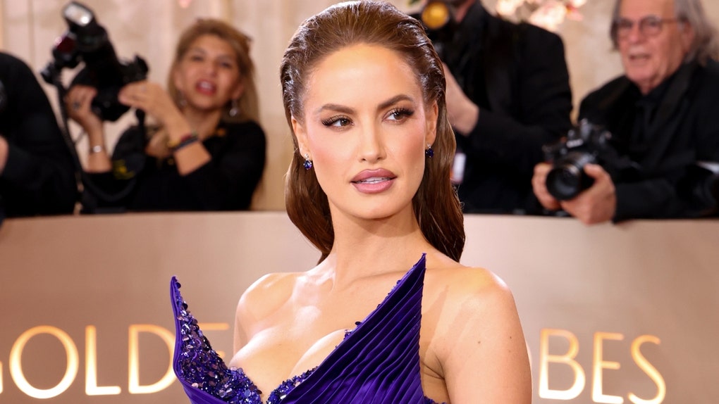 Model Haley Kalil wants her ex-husband Matt Kalil's penis size lawsuit thrown out