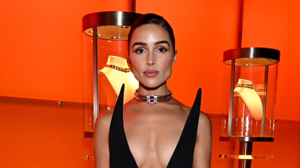 Olivia Culpo leading the 49ers WAGs in string bikinis