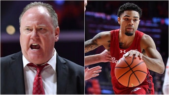 Greg Gard trolls Illinois fans after upset win. (Credit: Ron Johnson-Imagn Images via USA Today Sports Network)