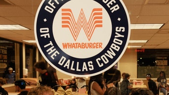 Whataburger manager beats up attacker with trash can