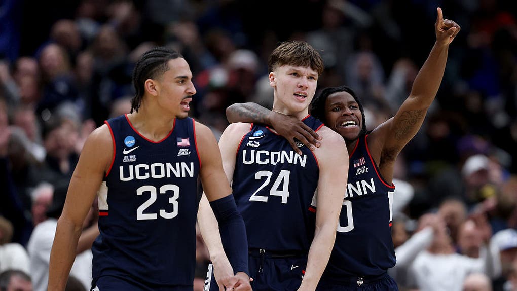 Duke Cringe: Blue Devils Radio Crew Searches For Technical Foul As Braylon Mullins' Sent UConn To Final Four