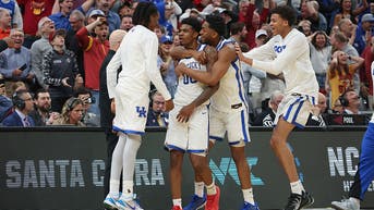 Kentucky’s $22M Roster Nearly Crashes—Until Otega Oweh’s Insane NCAA Tourney Buzzer-Beater Saves Season